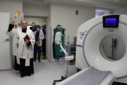 Uroczystość przekazania tomografu komputerowego dla sokołowskiego szpitala 