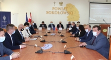 Konferencja prasowa i wręczenie symbolicznych czeków gminom w ramach naboru do Polskiego Ładu