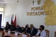 Konferencja prasowa i wręczenie symbolicznych czeków gminom w ramach naboru do Polskiego Ładu
