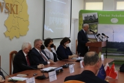 Konferencja prasowa i wręczenie symbolicznych czeków gminom w ramach naboru do Polskiego Ładu